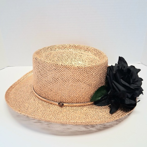 The Unbranded Brand Accessories - Y2K VTG Straw Boater Hat Gold Stiff Rigid Crown Black Flower Small/Medium EUC